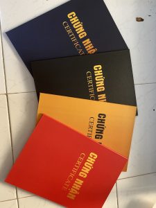 bằng khen bìa cứng
