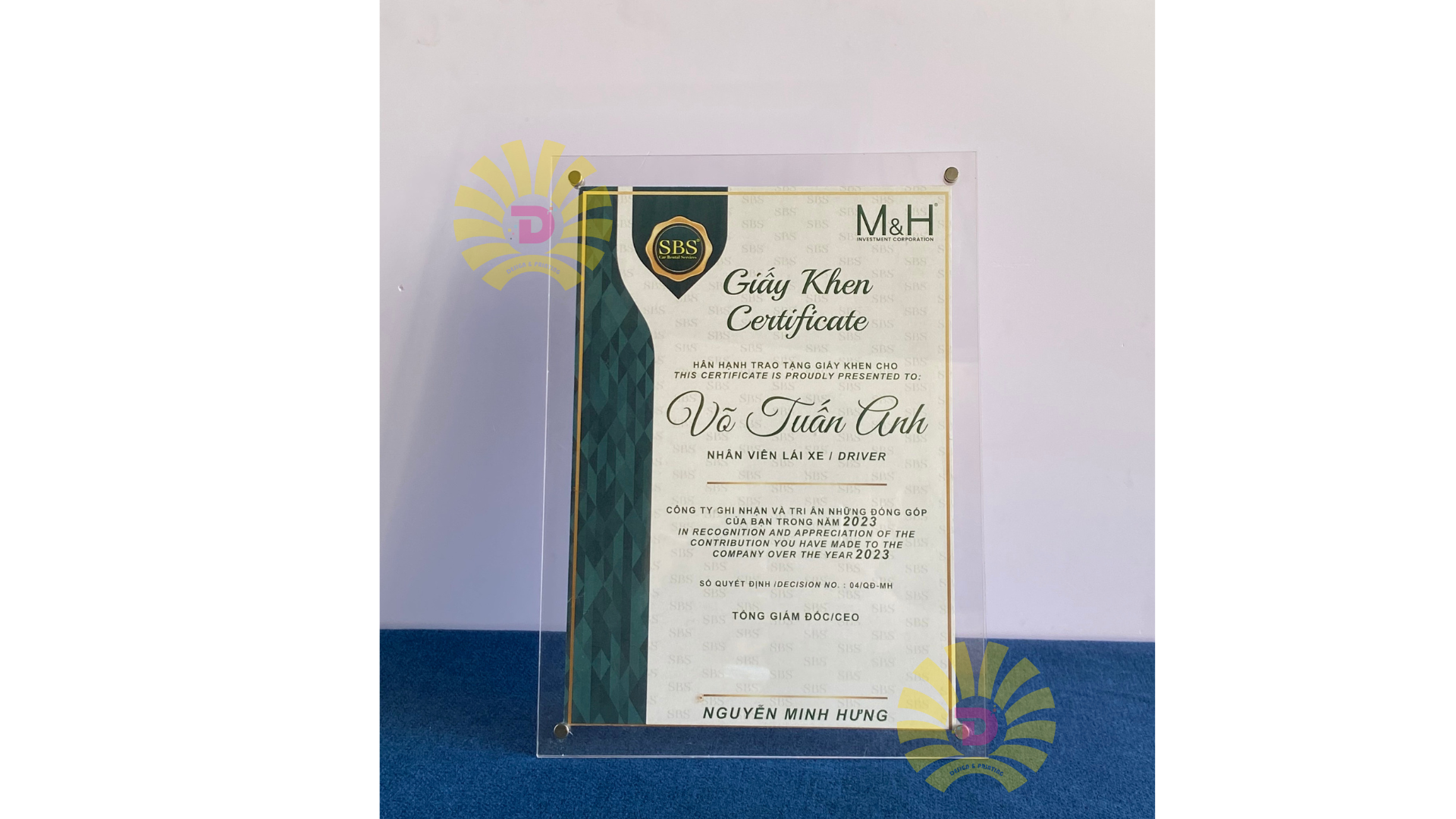 Giấy Khen Bìa Mika ( Cồng Ty Thiết KẾ Thái Dương)